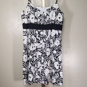 Charlotte Russe Black and White Floral Mini Dress Large 100% Cotton